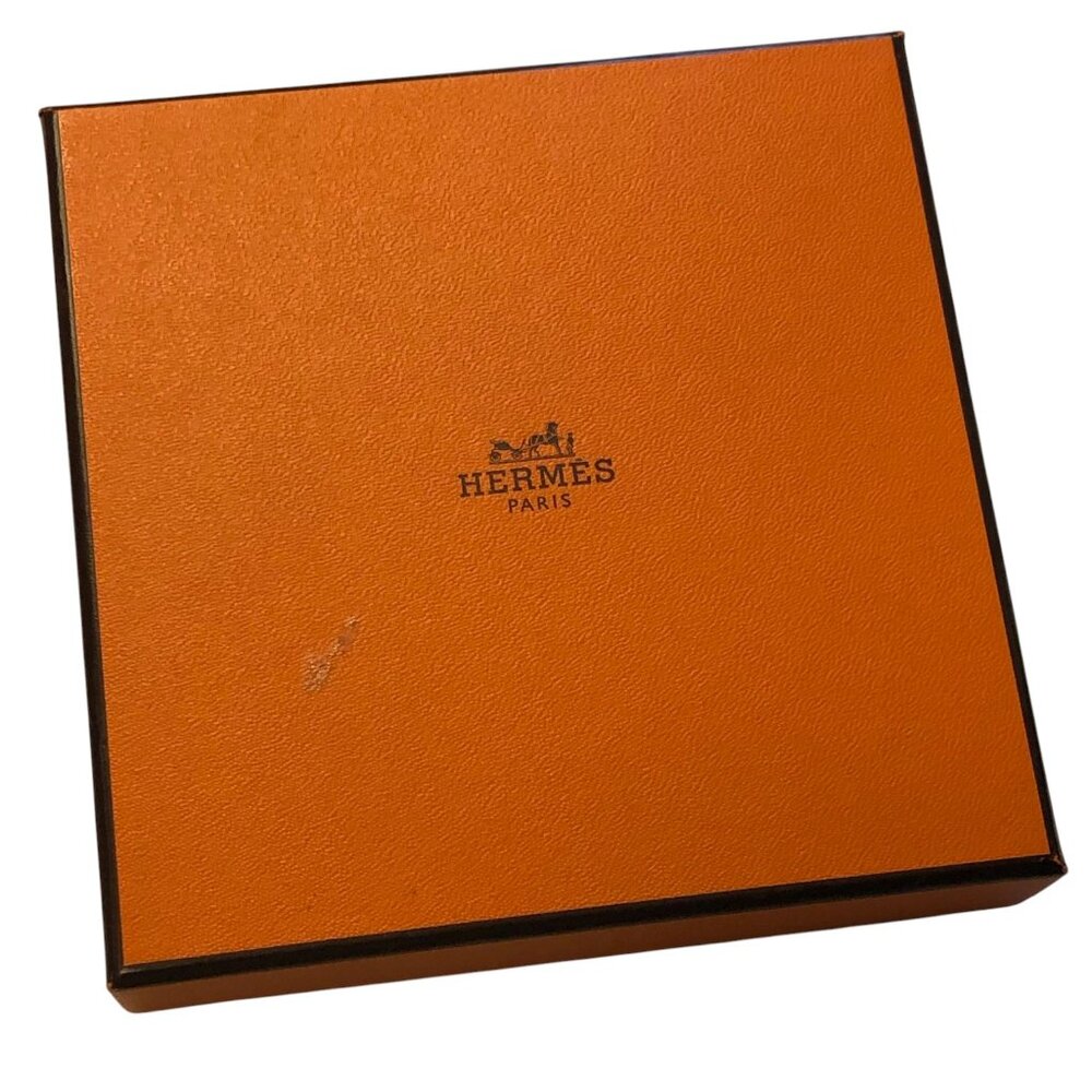 AUTHENTIC PETIT H Hermes Necklace - Picture 9 of 9